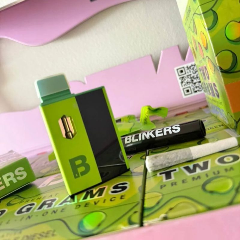 V11 Blinkers Dispo (2g) + Hash Hole